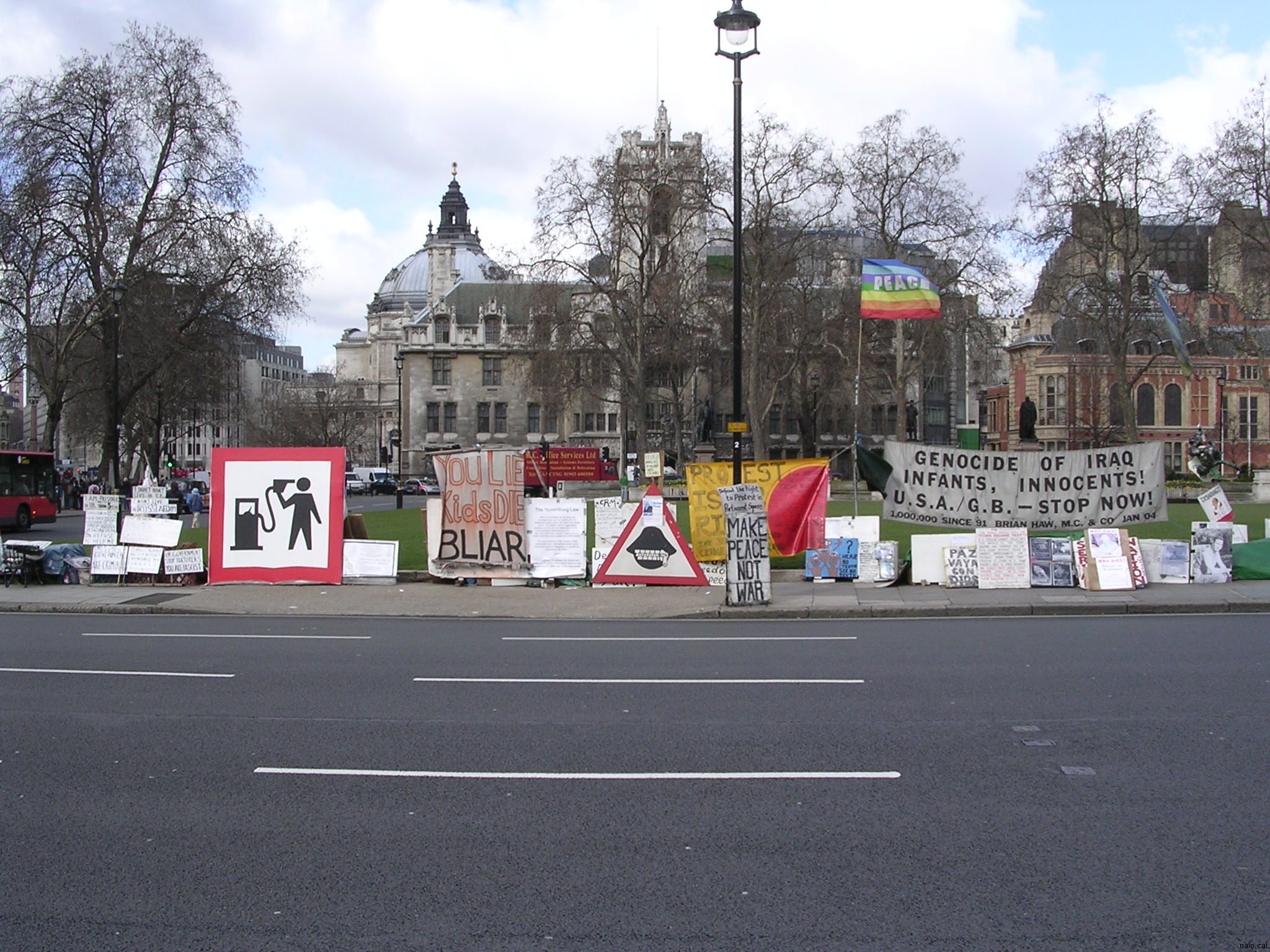 Pancartes contra la guerra d\'Irak
